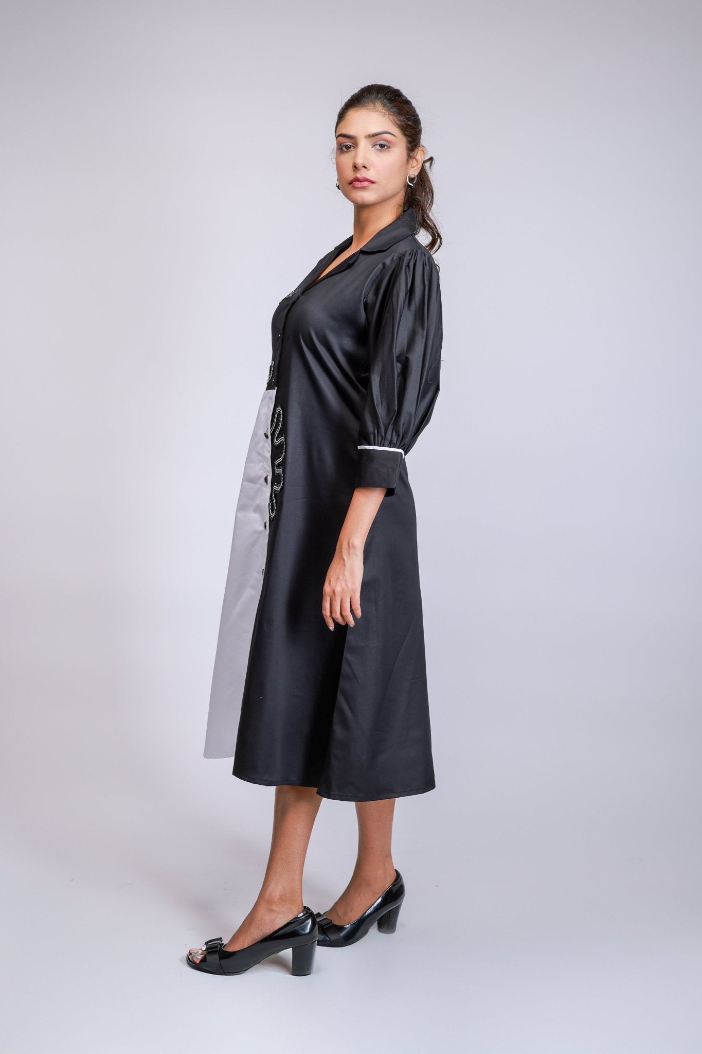 Black & White Panel Embroidered Shirt Dress - aVynā