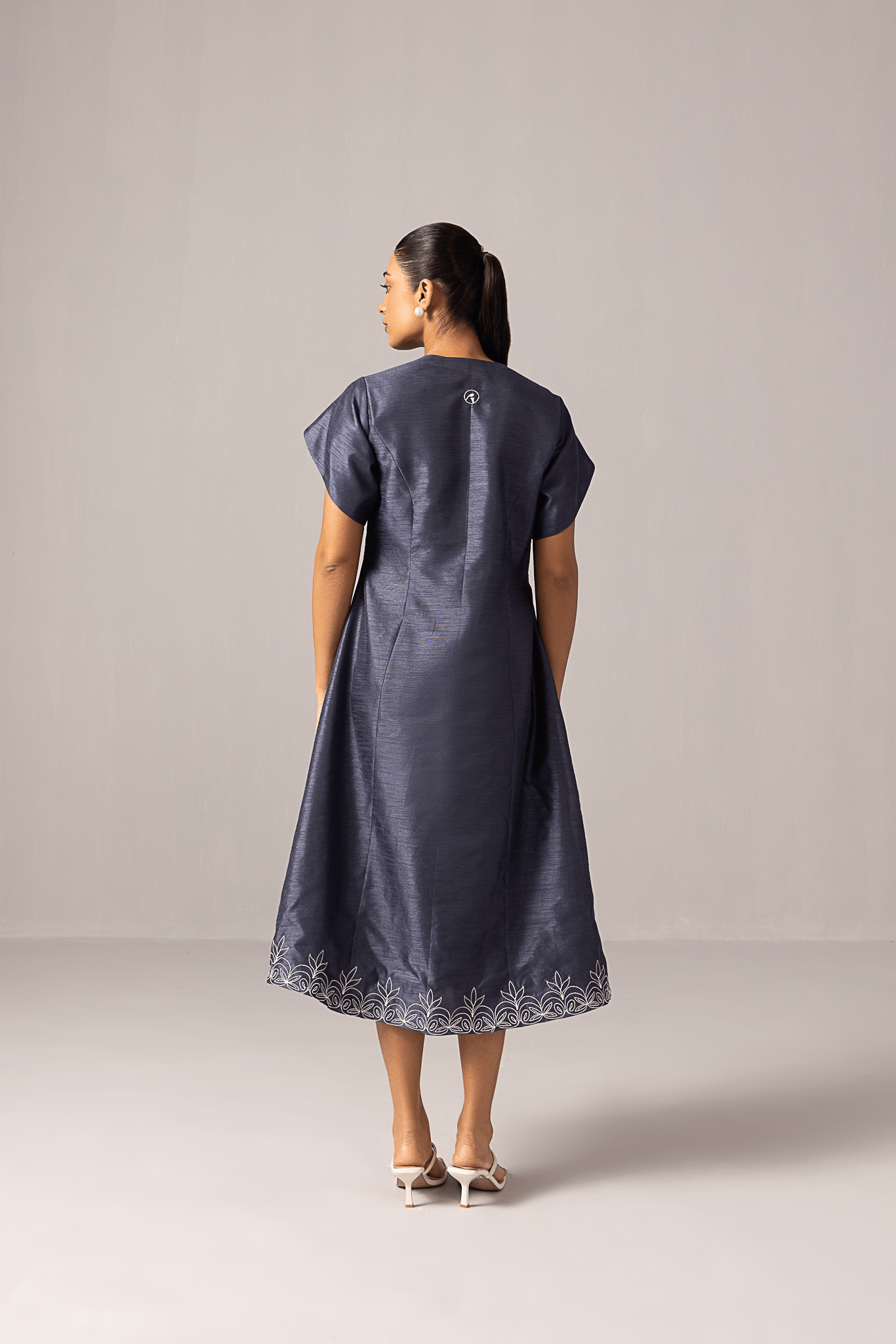 Midnight Pearl Dress - aVynā