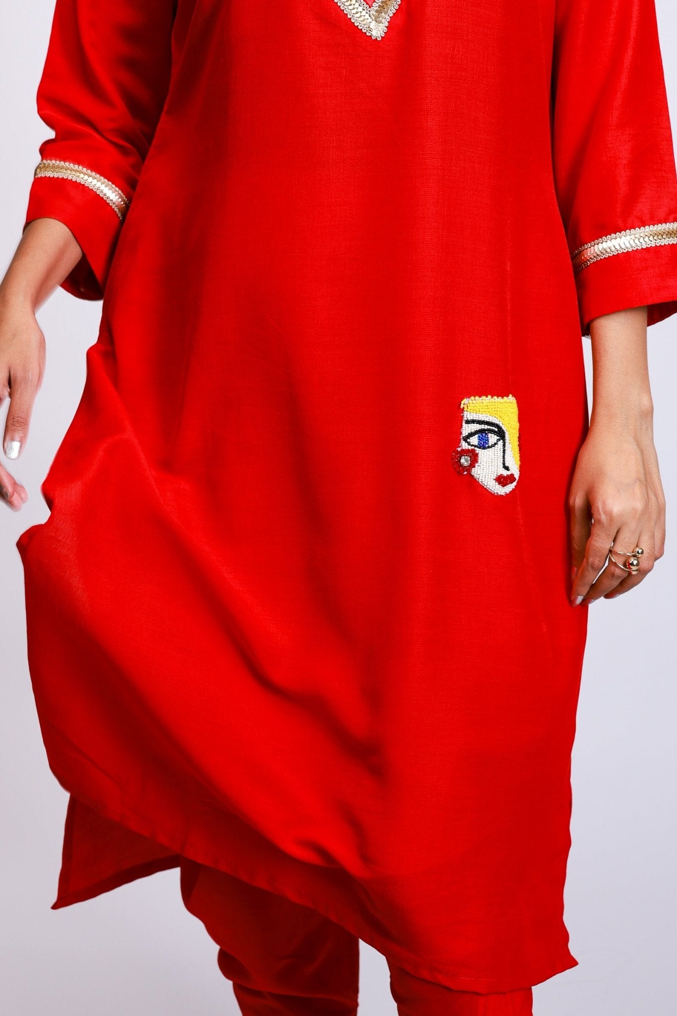 Scarlet Muse Co - ord Set - aVynā