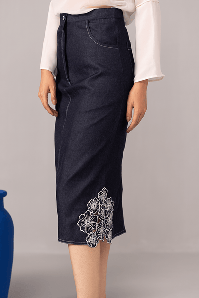 Denim Bloom Skirt - aVynā