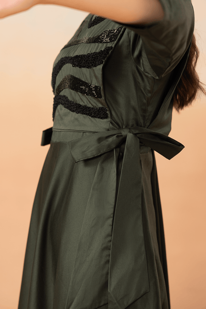 Emerald Noir Dress - aVynā