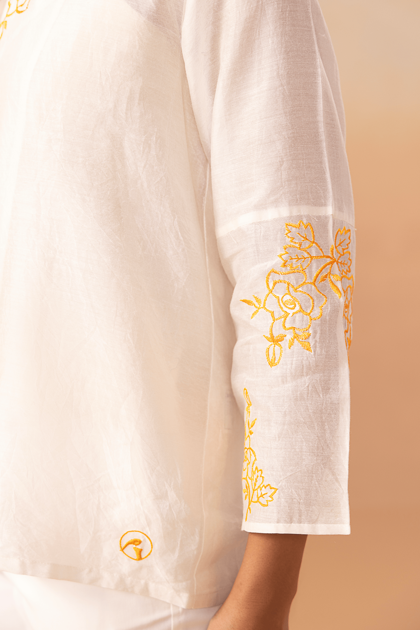 Ivory Bloom Shirt - aVynā