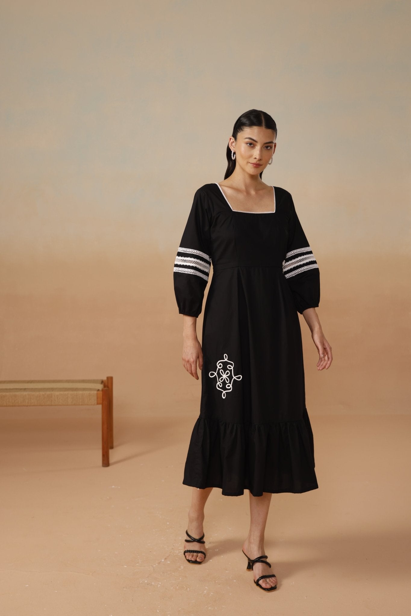 Mystic Lace Dress - aVynā