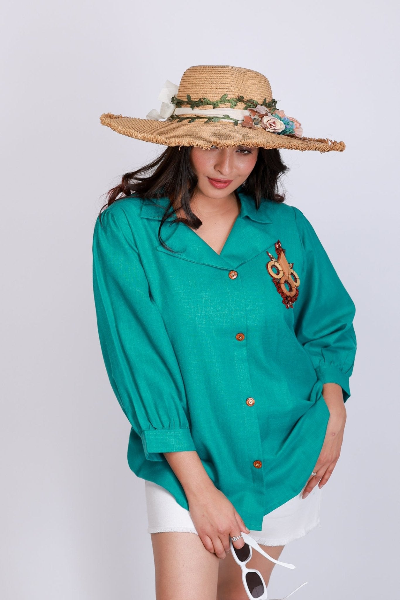 Owl Embroidered Overlap Shirt - aVynā