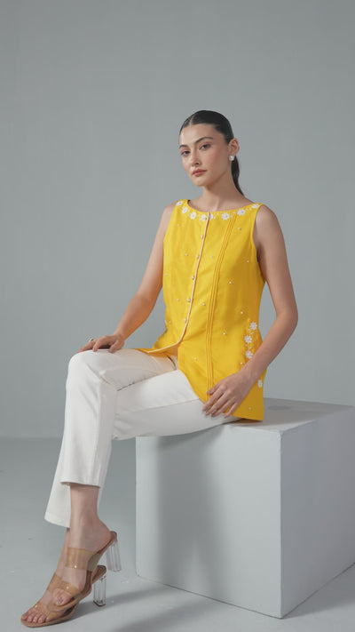 Sunny Bloom Top